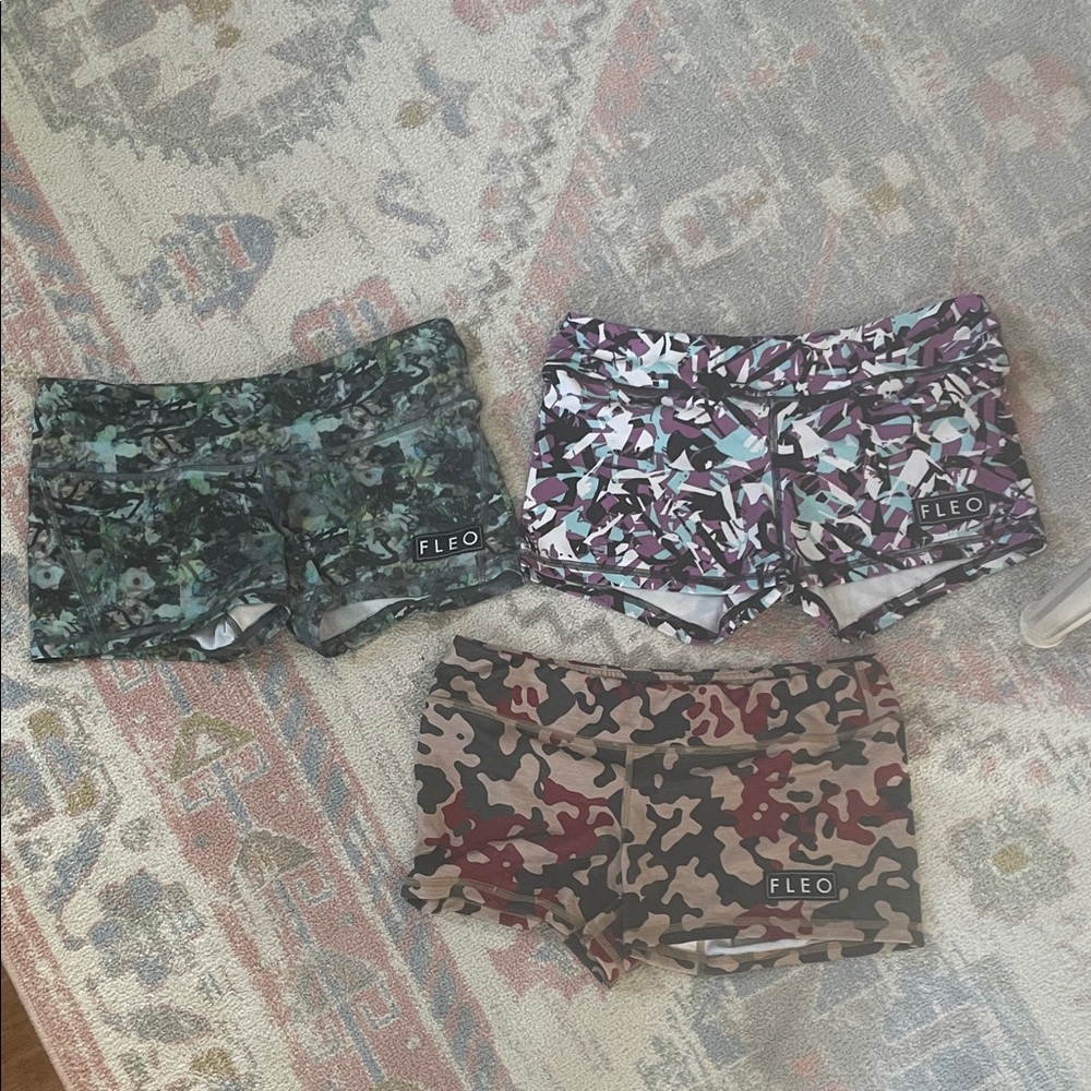 Fleo Women's Camouflage Shorts Trio